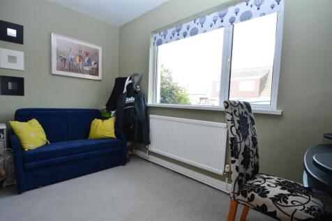Study/Bedroom 4