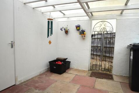 Side Courtyard