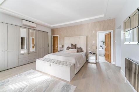 Principle Bedroom