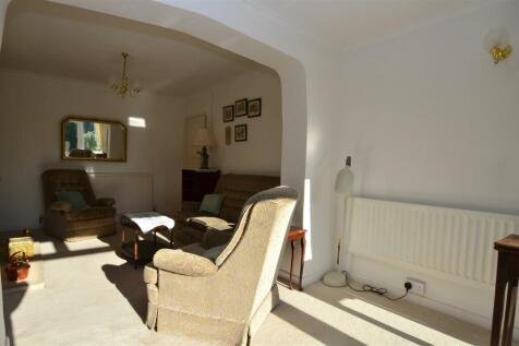 Extended Lounge