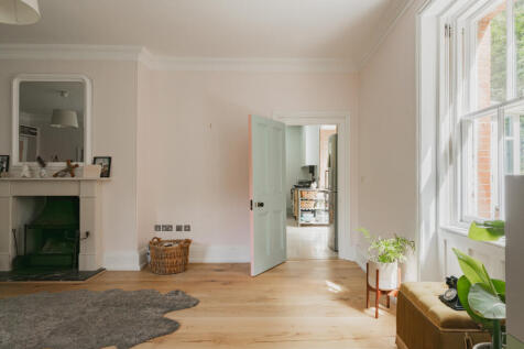 229122 - The Manor House-30.jpg