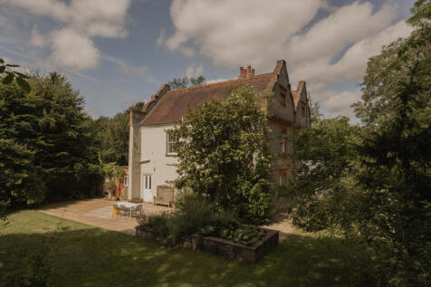 229163 - The Manor House-71.jpg