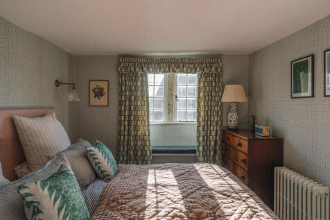 245127 - 18Newtown_BradfordOnAvon_HighRes-26.jpg