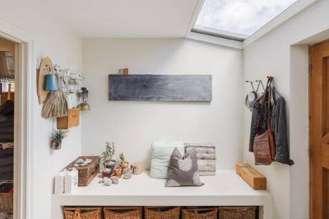 156678 - CHYMDER FARMHOUSE, HELSTON-29.jpg