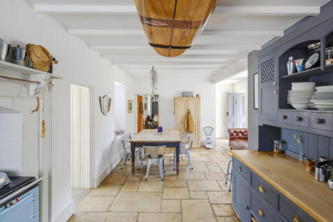 156667 - CHYMDER FARMHOUSE, HELSTON-18.jpg