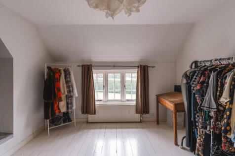 264500 - ClophillDeliveryOffice_HighRes-6.jpg