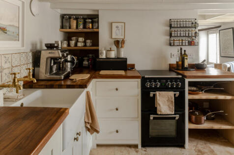 266986 - 20250228-ROSE-COTTAGE_GWEEK_INIGO-30_H...