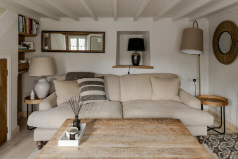 266974 - 20250228-ROSE-COTTAGE_GWEEK_INIGO-18_H...