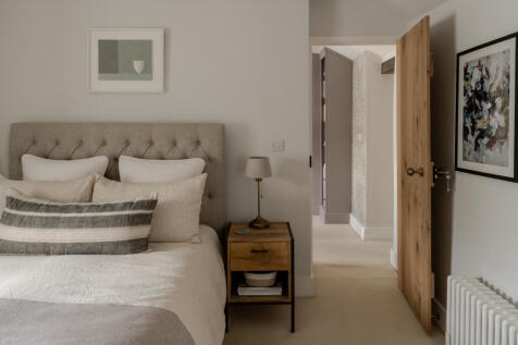 267008 - 20250228-ROSE-COTTAGE_GWEEK_INIGO-52_H...
