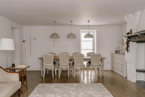 272711 - Kingscliffe Court_High Res-13.jpg