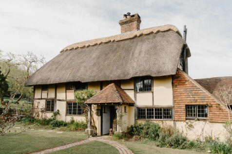 274570 - Holly Tree Cottage_High Res-6.jpg