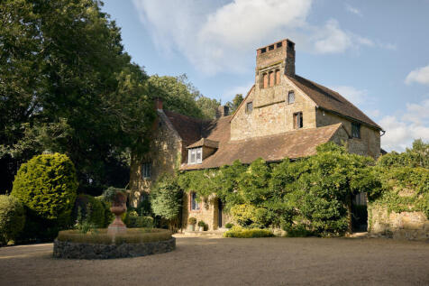 220491 - New Place Manor, Pulborough, RH20 02.jpg