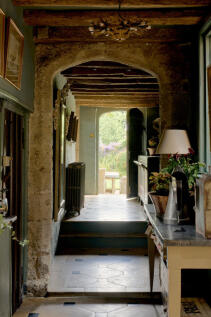 220507 - New Place Manor, Pulborough, RH20 18.jpg