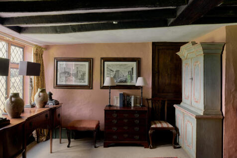 220537 - New Place Manor, Pulborough, RH20 48.jpg