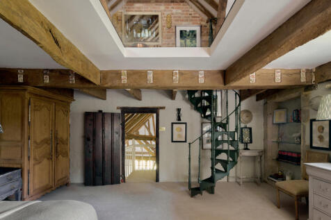 220527 - New Place Manor, Pulborough, RH20 38.jpg