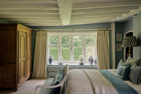 220539 - New Place Manor, Pulborough, RH20 50.jpg