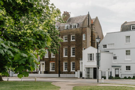 279506 - Kew Green_High Res-7.jpg