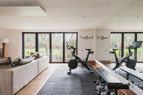 262801 - Nine Elms Farmhouse, Ringshall-39.jpg
