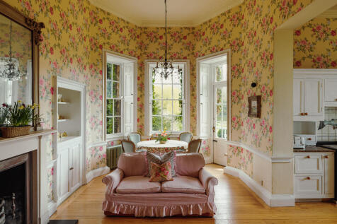 Narborough Hall_15.jpg