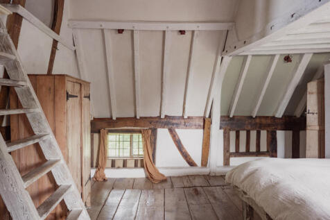 294293 - Tanyard Farmhouse, Great Ellingham-21.jpg