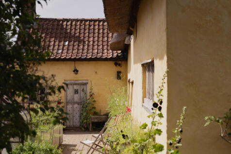 294326 - Tanyard Farmhouse, Great Ellingham-54.jpg