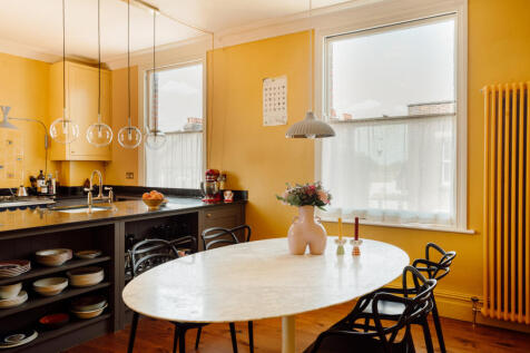 294778 - STAMFORD-HILL-MANSIONS-011.jpg