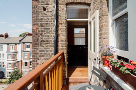 294791 - STAMFORD-HILL-MANSIONS-024.jpg