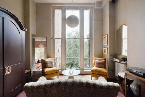 305488 - CONNOUGHT-HOUSE-05.jpg