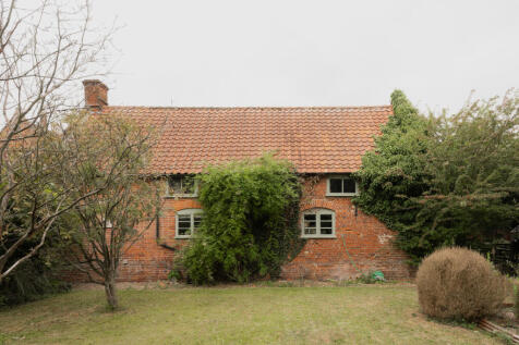 305400 - Old Hall Farm, South Burlingham-43.jpg
