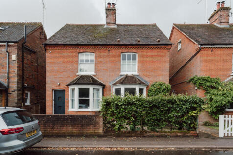 308292 - HIGH-STREET-KIMPTON-01.jpg