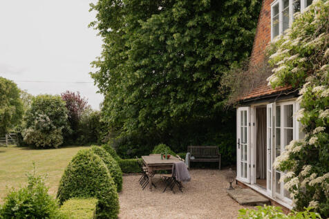 290227 - The Old School, White Colne-68.jpg