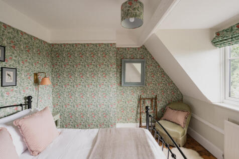 290171 - The Old School, White Colne-12.jpg
