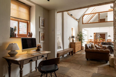 282690 - Ginmill Barn 33.jpg