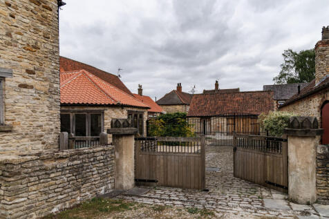 282757 - Ginmill Barn 100.jpg