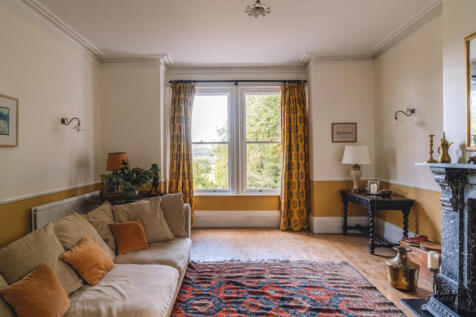 235684 - Westwood_Ashbourne_HighRes-02.jpg