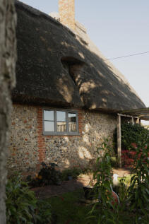 313852 - Bull Hill Cottage, Hawstead-14.jpg