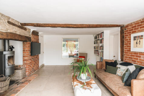 315728 - TheOldFarmhouse_Drayton_HighRes-12.jpg