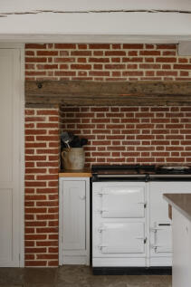 262802 - Nine Elms Farmhouse, Ringshall-40.jpg