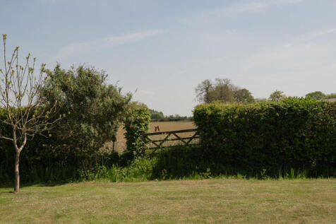 280908 - Nine Elms, Ringshall (exteriors)-12-2.jpg