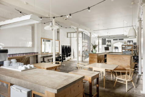 263062 - 25 Silver Street ph14a copy.jpg