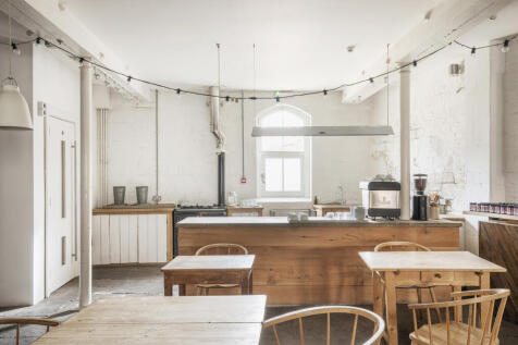 263064 - 25 Silver Street ph16a copy.jpg