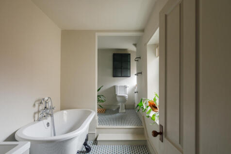 320346 - Round House Cottage, Castle Cary-37.JPG