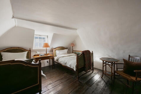 321145 - Swan House, Mistley-31.jpg