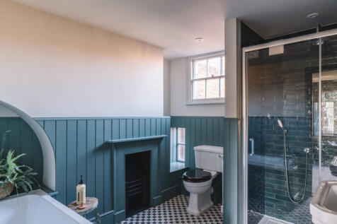 315377 - 86HighSt_Marlborough_HighRes-7.jpg