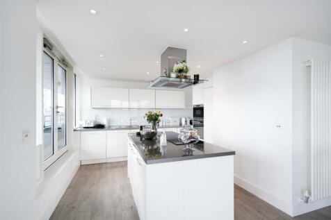 Kitchen - Centurion House.jpeg
