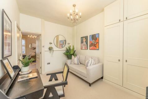 Second bedroom 2 - Regents Park Road .jpg