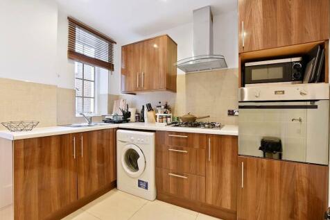 Kitchen - Florence Court.JPG