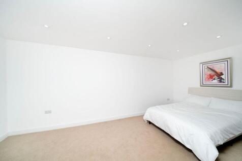 MM - Principal bedroom 2.jpeg