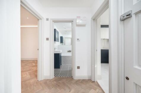 Hallway 2 - Edgware Road.jpeg