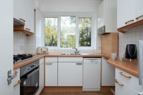 Kitchen - BC..JPG